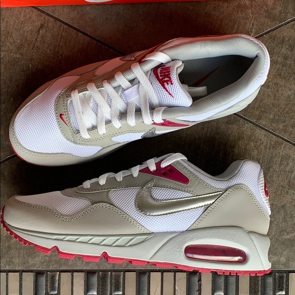 WMNS NIKE AIR MAX CORRELATE White/Metallic Silver - Picture 3 of 16